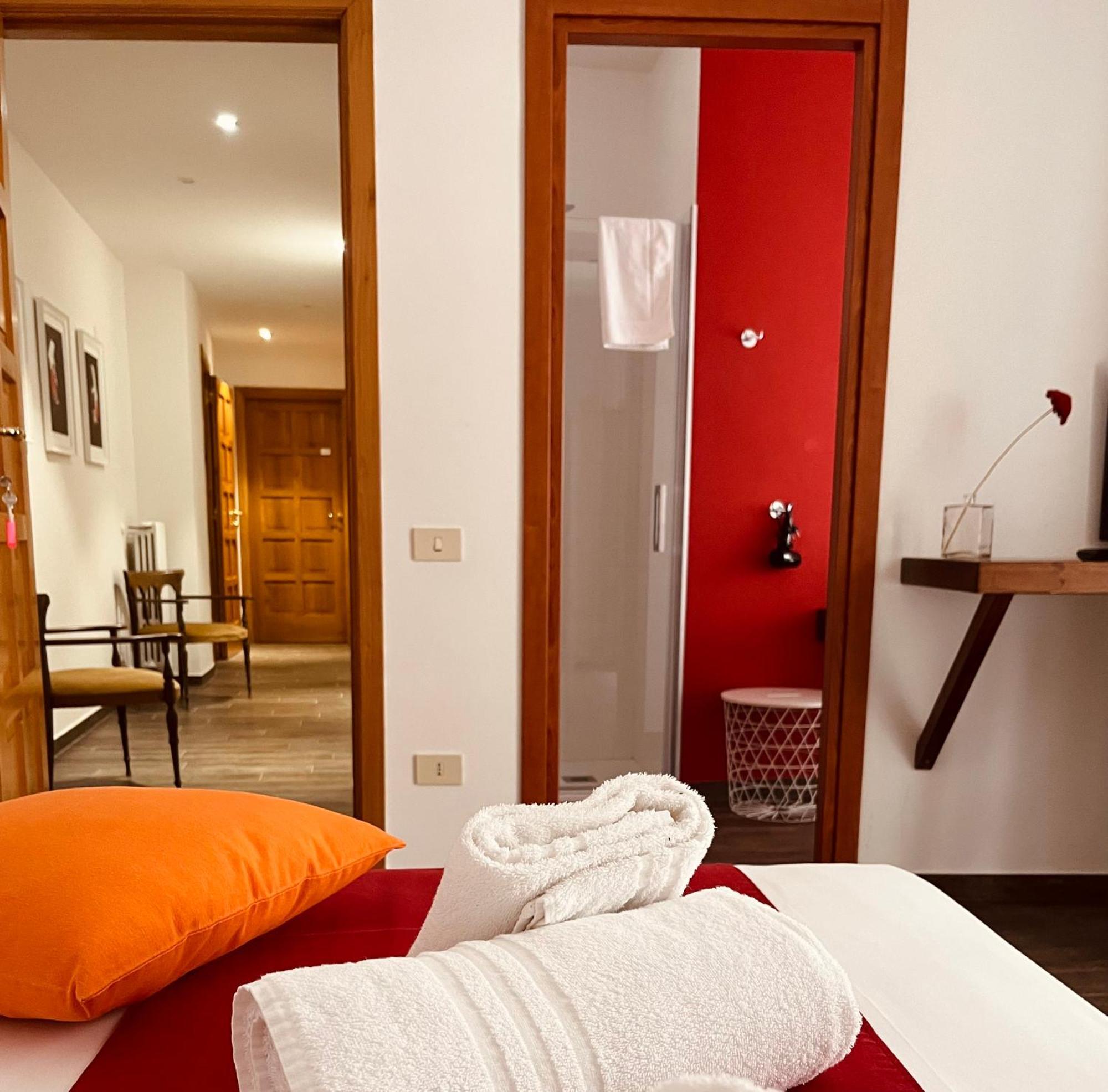 Carrales Guest House Nuoro  Extérieur photo