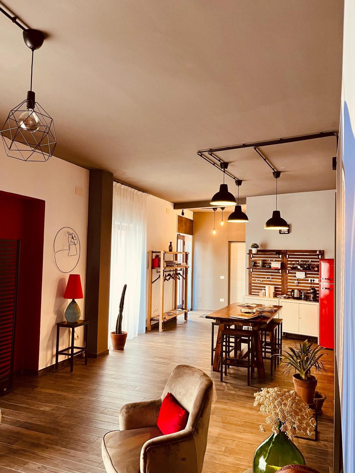 Carrales Guest House Nuoro  Extérieur photo