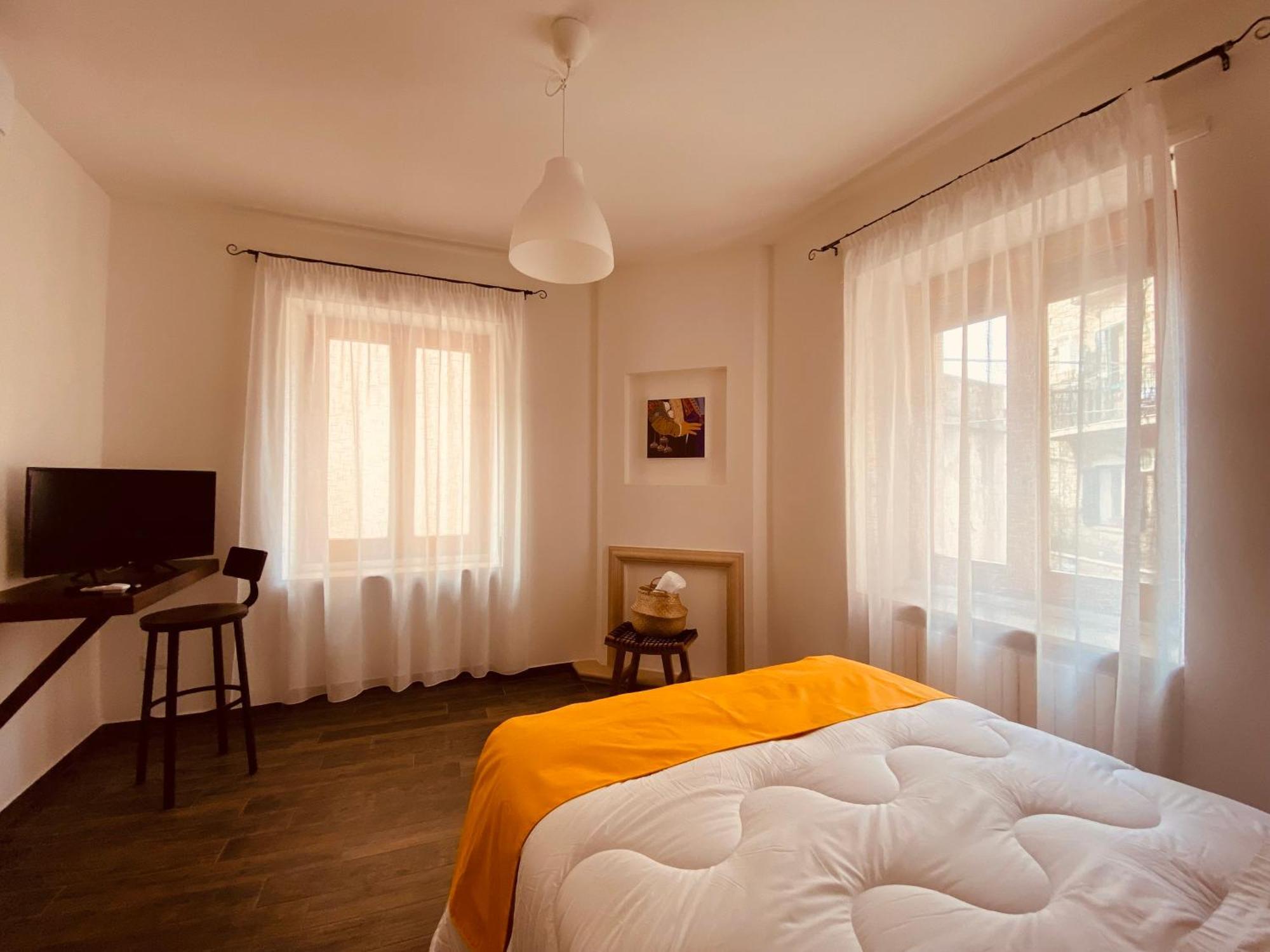Carrales Guest House Nuoro  Extérieur photo
