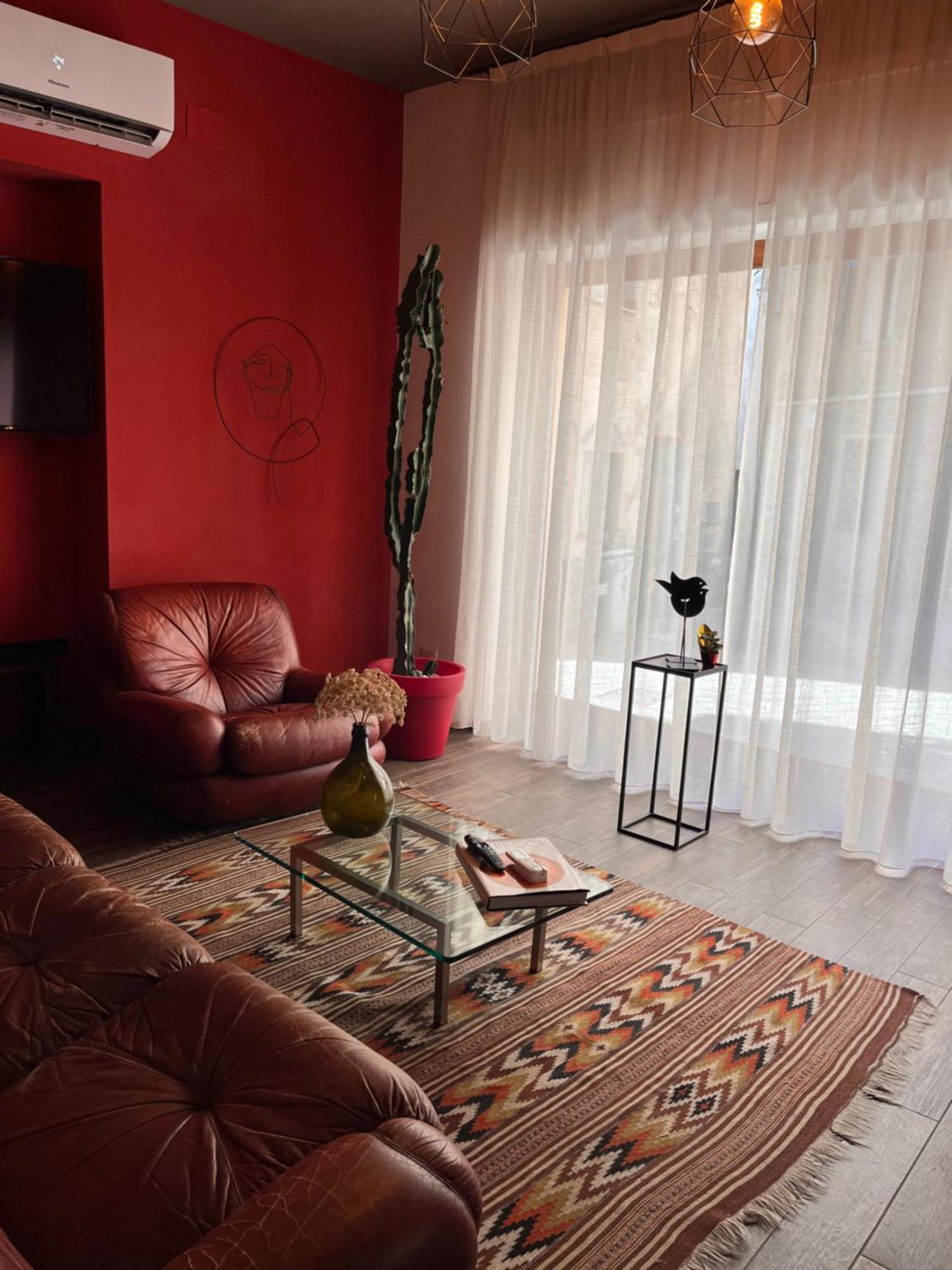 Carrales Guest House Nuoro  Extérieur photo