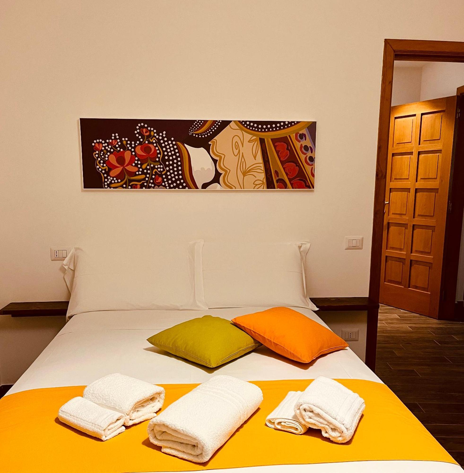 Carrales Guest House Nuoro  Extérieur photo